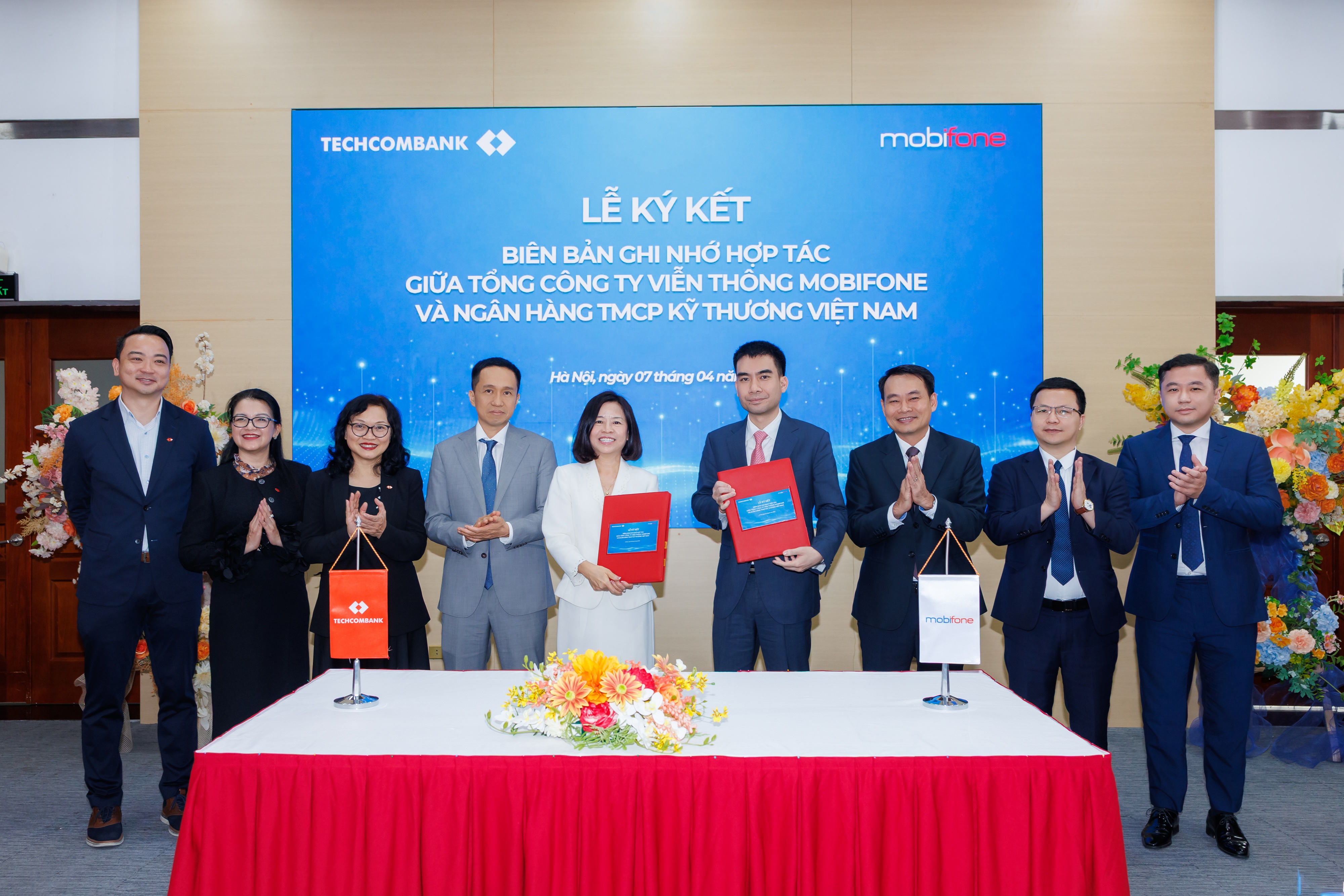 MobiFone và Techcombank ký kết hợp tác toàn diện, kiến tạo hệ sinh thái tài chính – công nghệ số